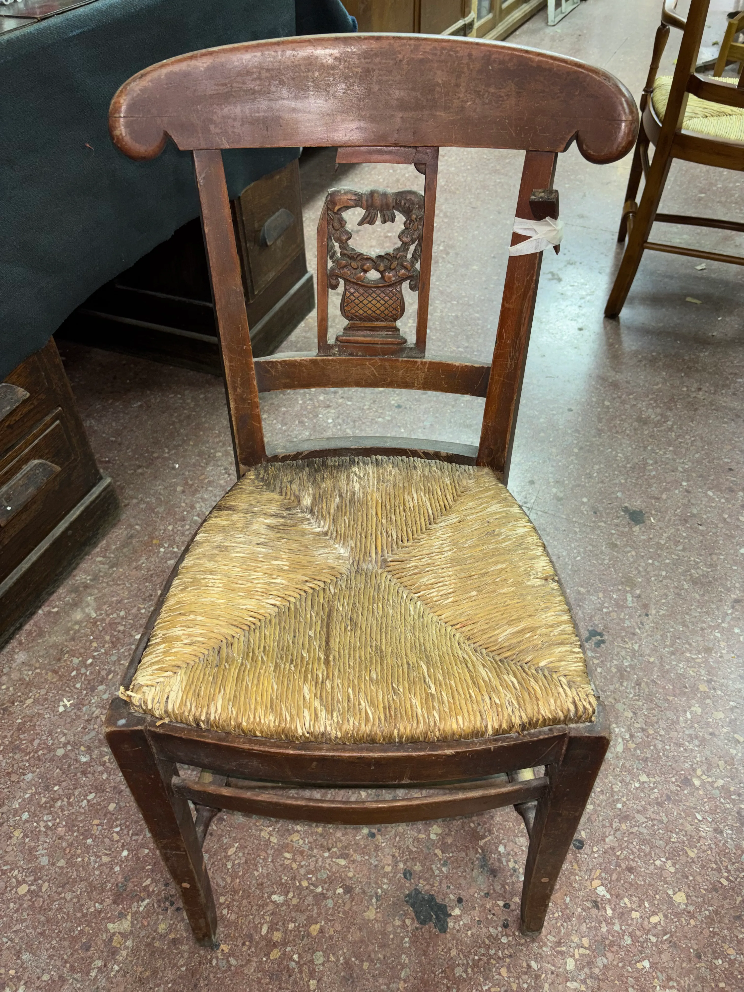 Silla provenzal enjuncada — Antes