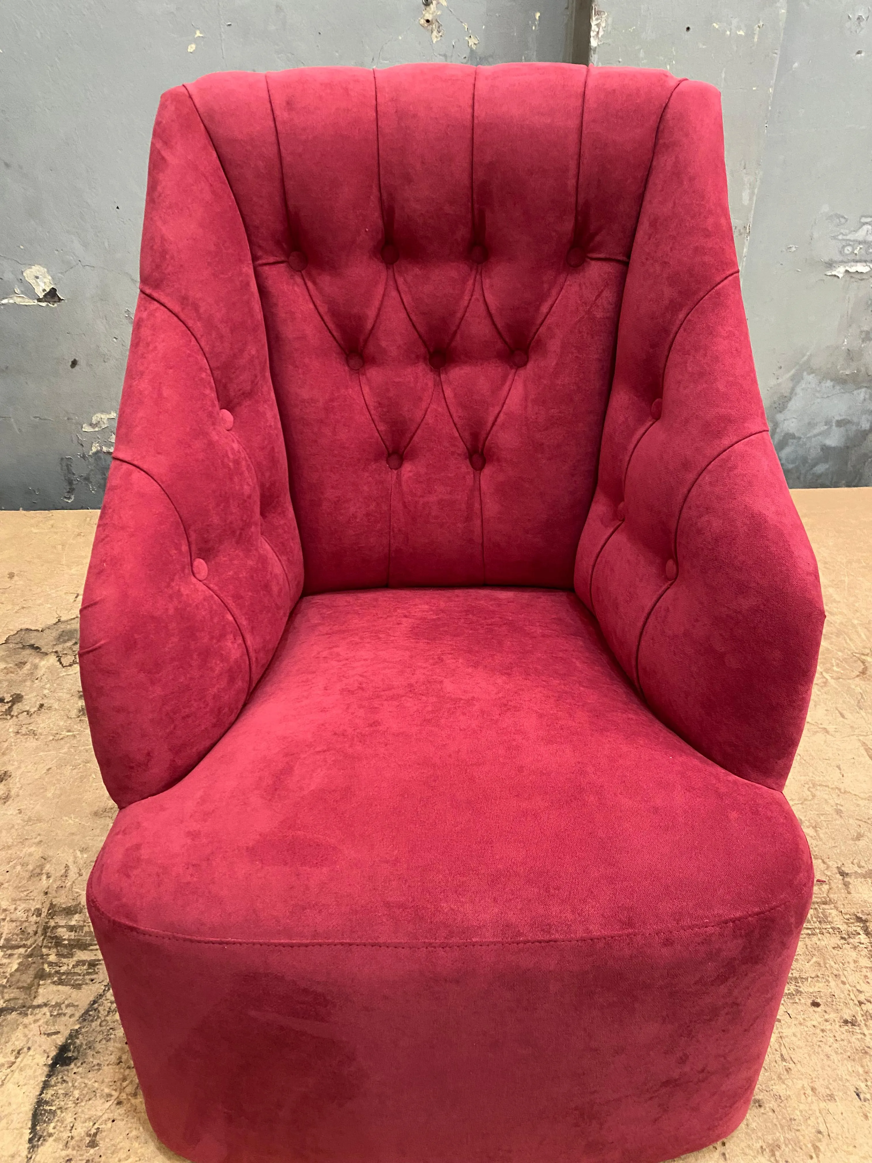 Silla poltrona capitoné — Después